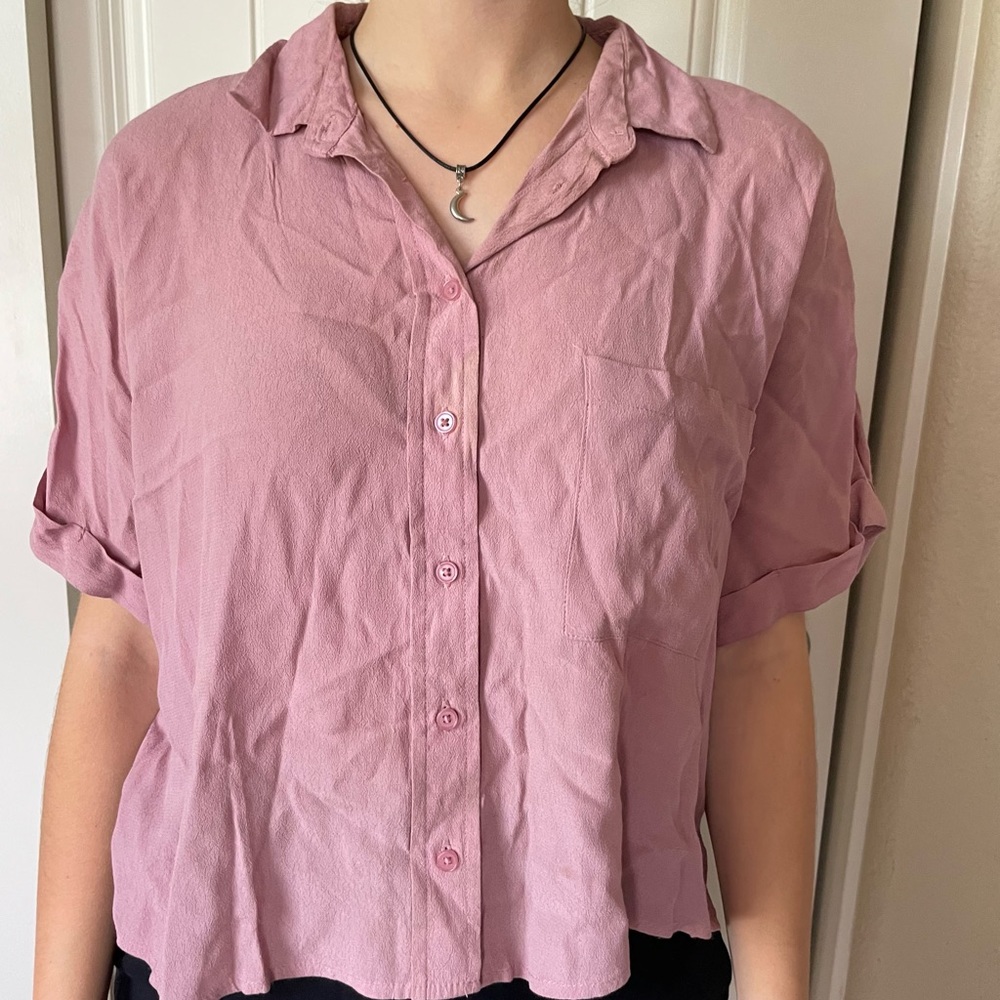 PINK CROPPED BUTTON UP